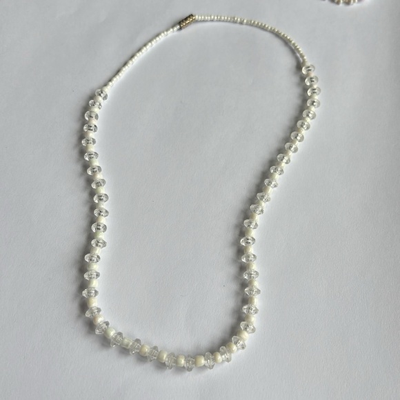 Y2K bundle necklaces/chokers the flowers one✨ - Picture 4 of 7